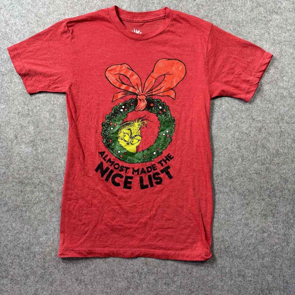 The Grinch Almost Made The Nice List Graphic Tee Small Red Cotton Blend